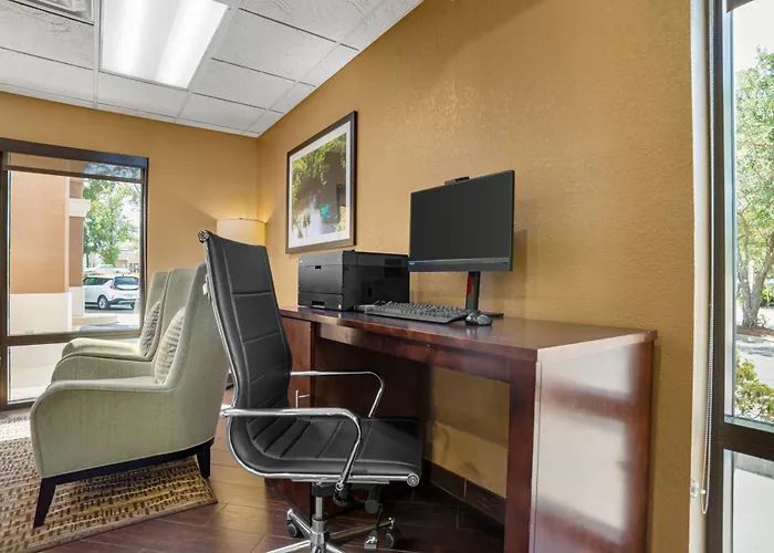 Comfort Suites Tallahassee Capitol - University Area